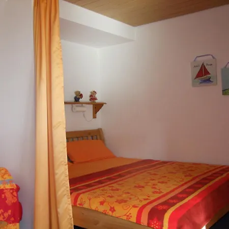Apartment Whg 1- Ferien Auf Einem Resthof *